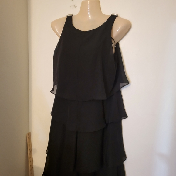 Evening Wear Black Flutter Dress Size 4 - Picture 7 of 7